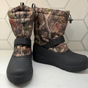 Northside Frosty Camouflage Insulated Winter Boots with Black Soles Mens Size 7
